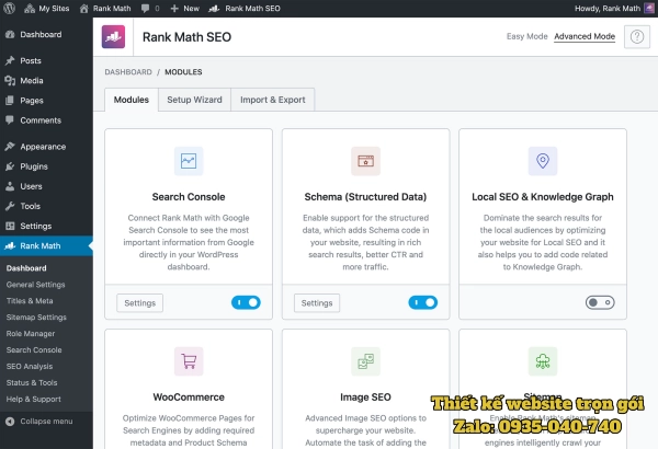Hình ảnh giao diện plugin Rank Math SEO với nhiều tính năng mạnh mẽ, được xem là đối thủ của Yoast SEO.